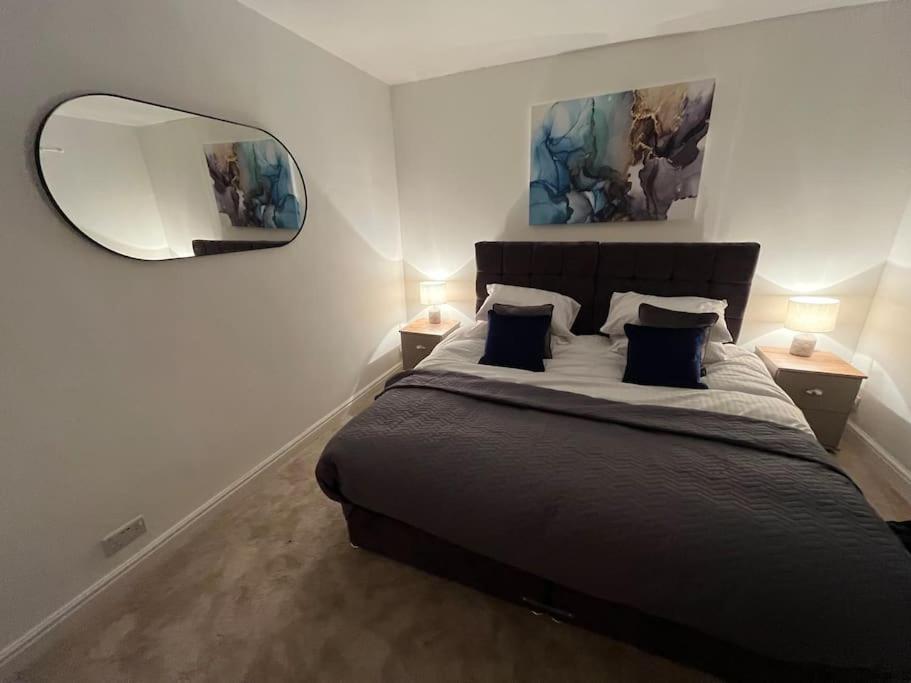 Modern 4-Bed House With Garden & Parking Villa Coventry Exterior photo